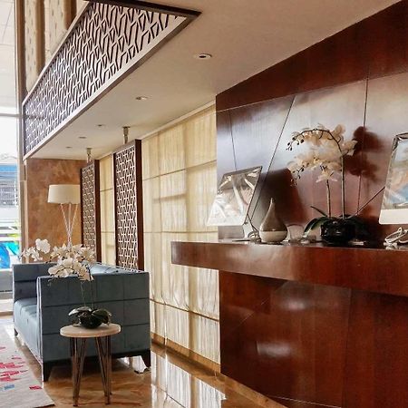 Louis Kienne Hotel Pandanaran Semarang Kültér fotó