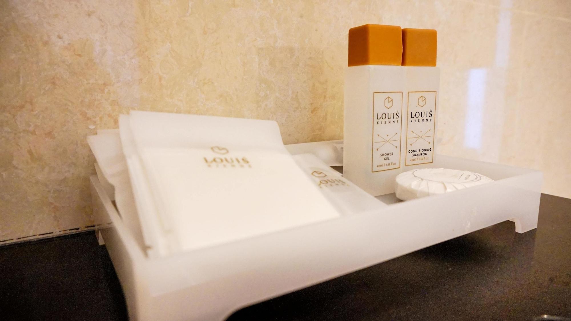 Louis Kienne Hotel Pandanaran Semarang Kültér fotó