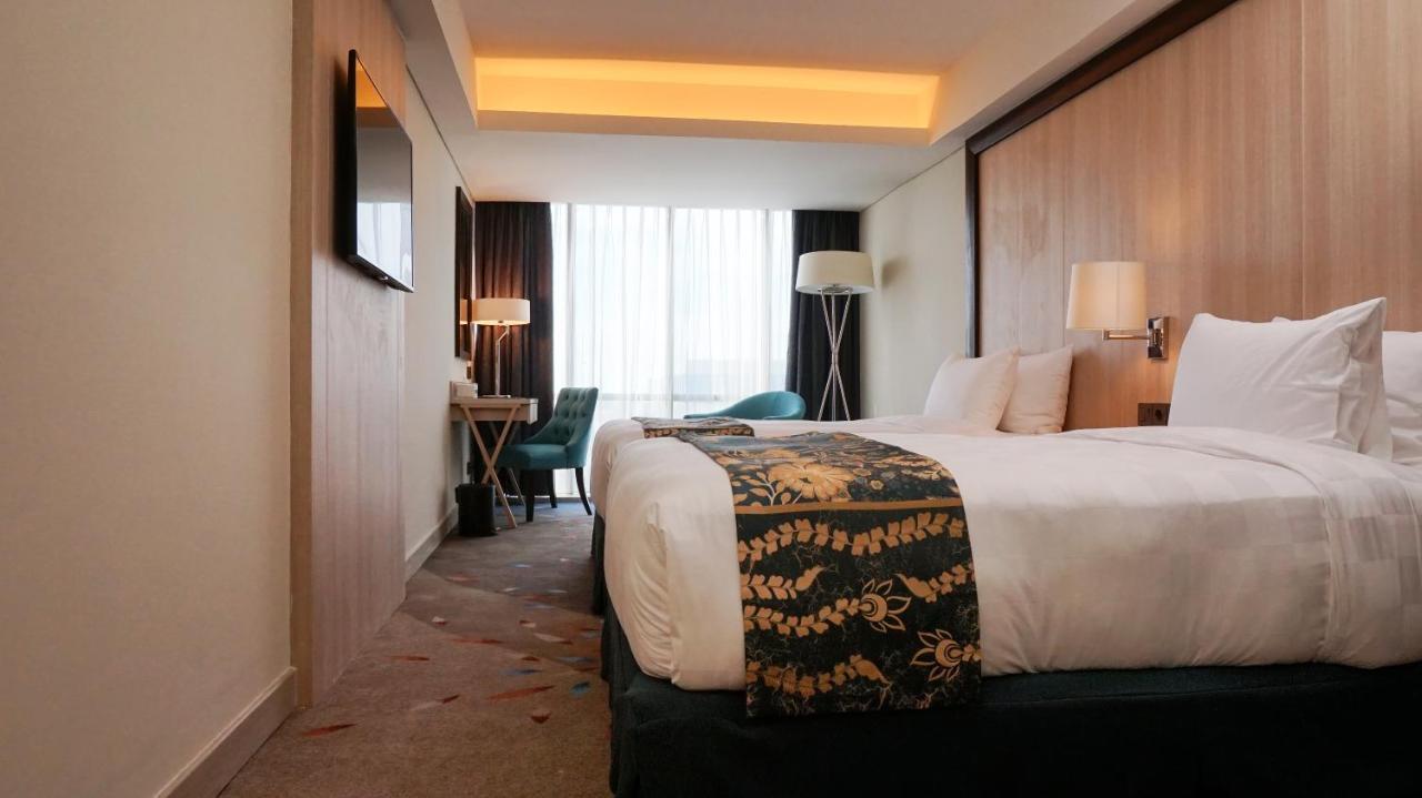 Louis Kienne Hotel Pandanaran Semarang Kültér fotó